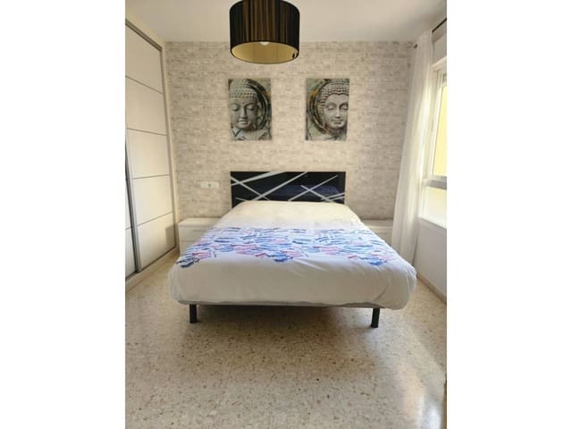 Piso de 2 habitaciones en Málaga ciudad en alquiler - 1.300 € (Ref: 9473684)