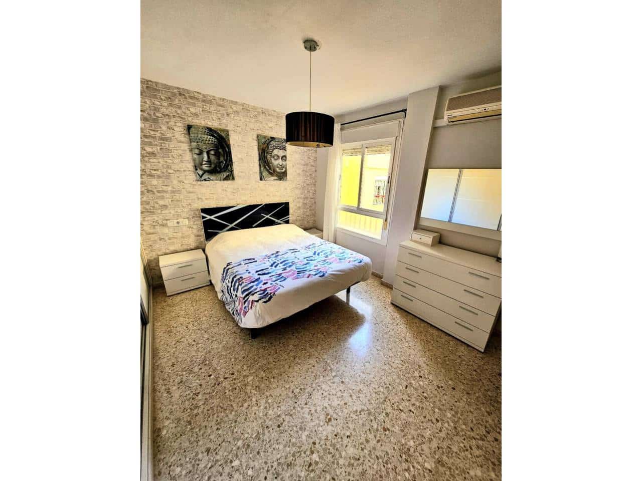 Piso de 2 habitaciones en Málaga ciudad en alquiler - 1.300 € (Ref: 9473684)