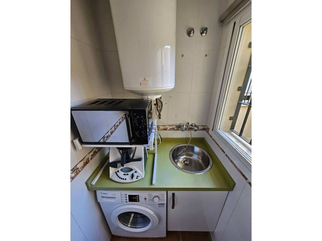 Piso de 2 habitaciones en Málaga ciudad en alquiler - 1.300 € (Ref: 9473684)