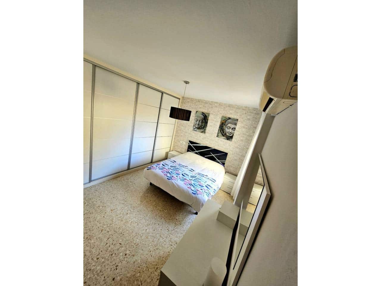 Piso de 2 habitaciones en Málaga ciudad en alquiler - 1.300 € (Ref: 9473684)