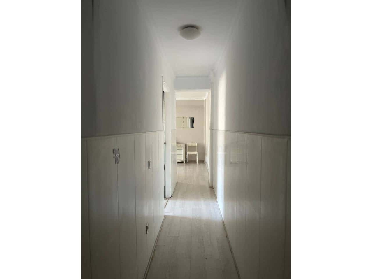 3 sovrum Lägenhet att hyra i Malaga stad - 1 300 € (Ref: 9473685)