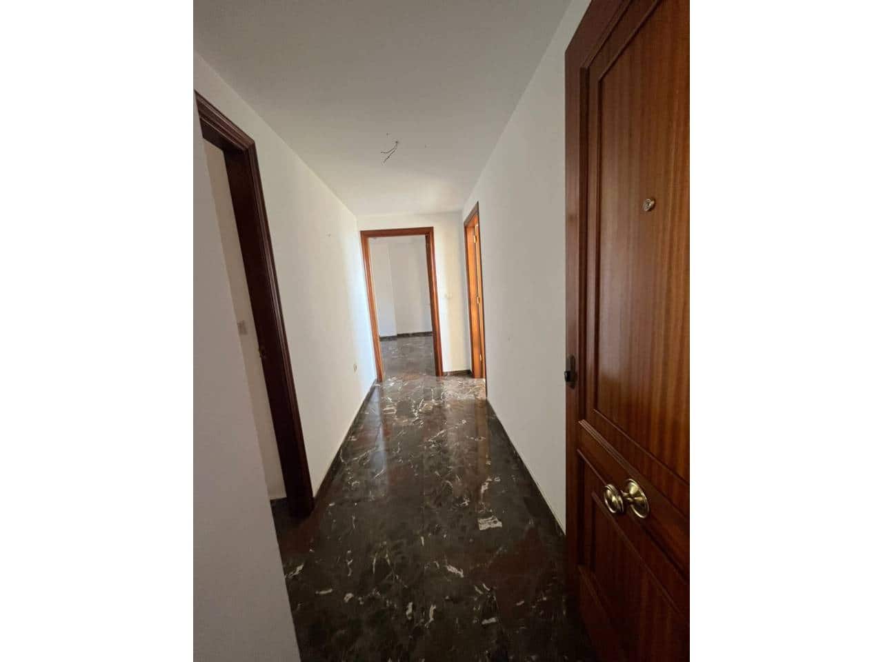 3 Zimmer Wohnung zu vermieten in Malaga Stadt - 1.500 € (Ref: 9474635)