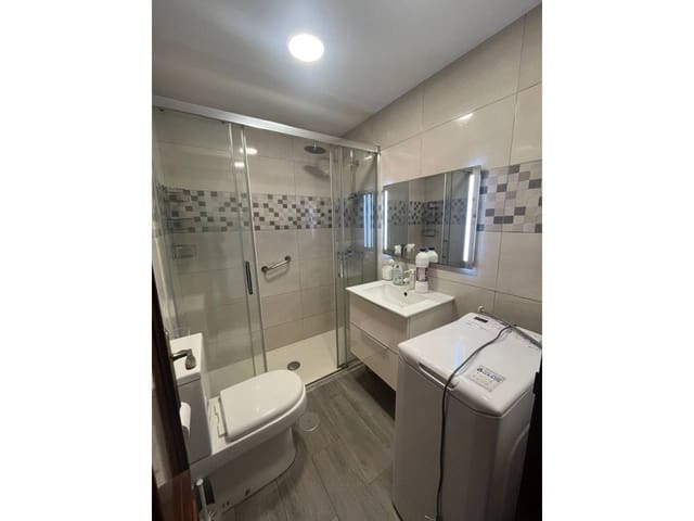 3 soverom Leilighet til leie i Málaga by - € 1 500 (Ref: 9474635)