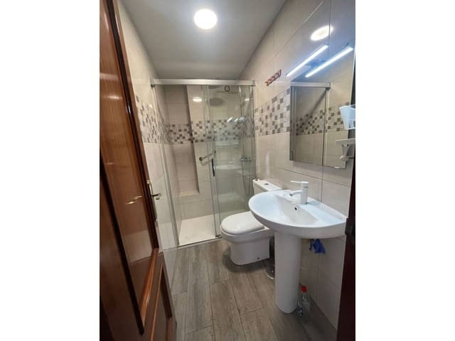 3 soverom Leilighet til leie i Málaga by - € 1 500 (Ref: 9474635)