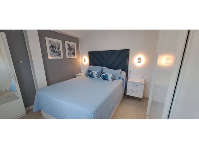 3 slaapkamer Flat te huur in Málaga stad - € 1.500 (Ref: 9474636)