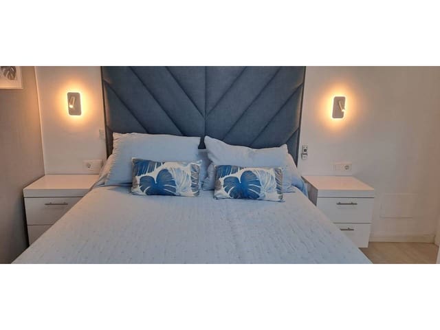 3 slaapkamer Flat te huur in Málaga stad - € 1.500 (Ref: 9474636)