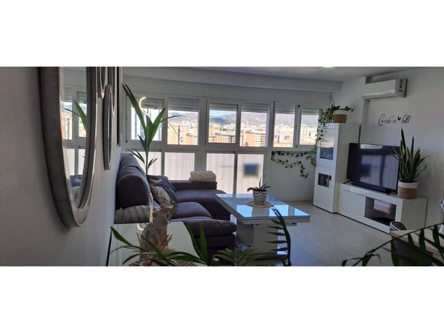 3 slaapkamer Flat te huur in Málaga stad - € 1.500 (Ref: 9474636)