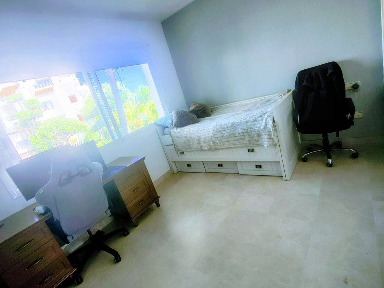 2 slaapkamer Flat te huur in Benahavis met zwembad garage - € 2.500 (Ref: 9488079)