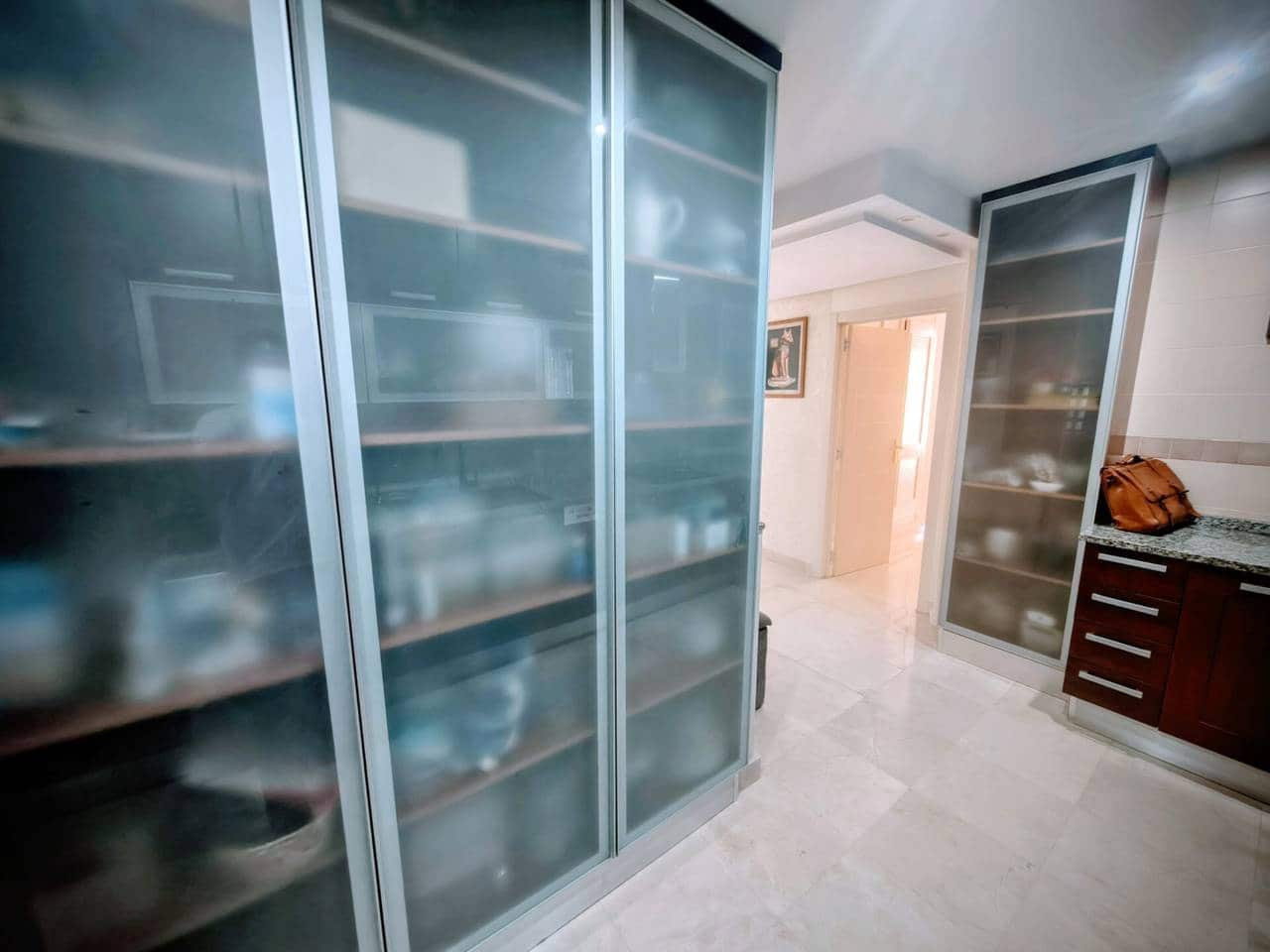 2 slaapkamer Flat te huur in Benahavis met zwembad garage - € 2.500 (Ref: 9488079)