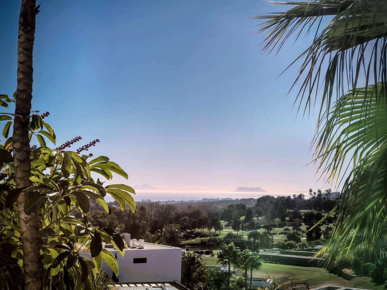 2 slaapkamer Flat te huur in Benahavis met zwembad garage - € 2.500 (Ref: 9488079)