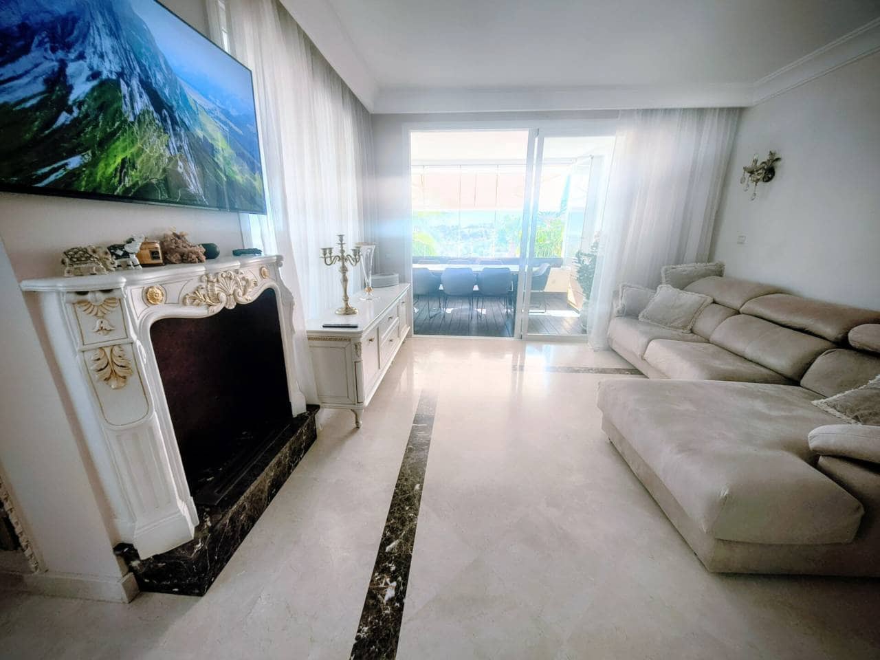 2 slaapkamer Flat te huur in Benahavis met zwembad garage - € 2.500 (Ref: 9488079)