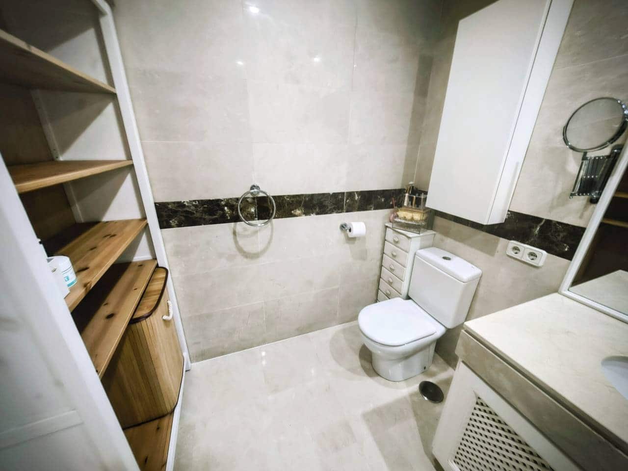 2 slaapkamer Flat te huur in Benahavis met zwembad garage - € 2.500 (Ref: 9488079)