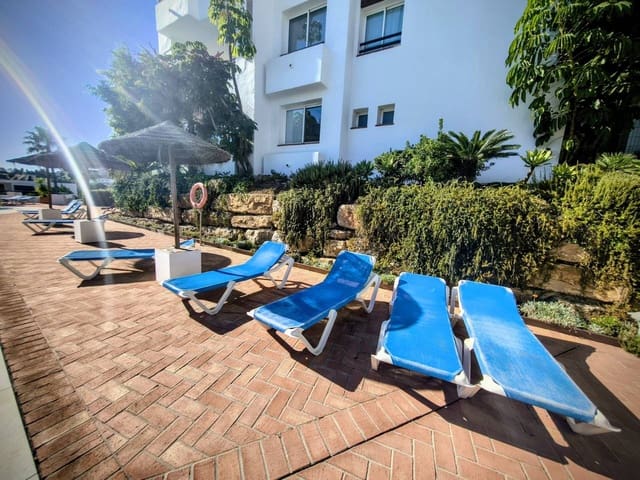 2 slaapkamer Flat te huur in Benahavís met zwembad garage - € 2.500 (Ref: 9488079)