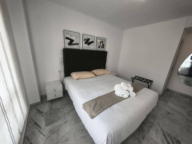 3 Zimmer Wohnung zu vermieten in Marbella mit Pool Garage - 2.800 € (Ref: 9488080)