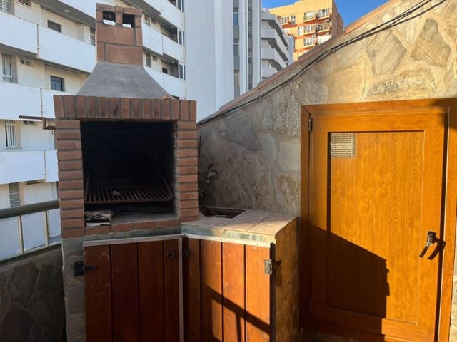 2 makuuhuone Asunto vuokrattavana paikassa Fuengirola - 1 200 € (Ref: 9494190)