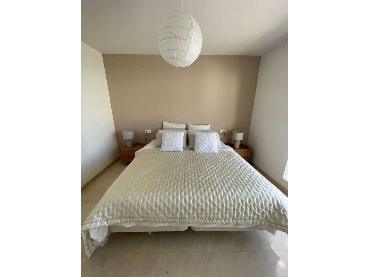 2 bedroom Penthouse for rent in Marbella with pool garage - € 2,300 (Ref: 9499578)