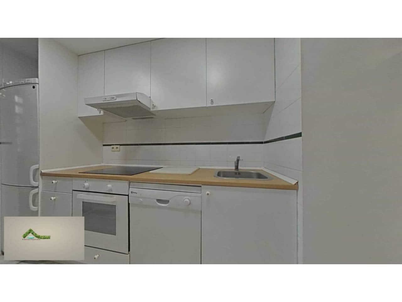 2 soveværelse Lejlighed til leje i Marbella med swimmingpool garage - € 1.700 (Ref: 9518264)