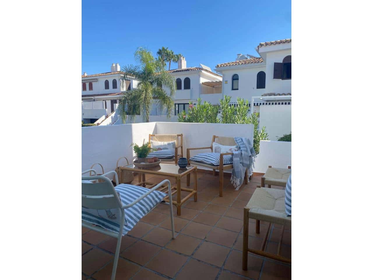 2 quarto Casa em Banda para arrendar em Cancelada com piscina garagem - 2 300 € (Ref: 9526163)