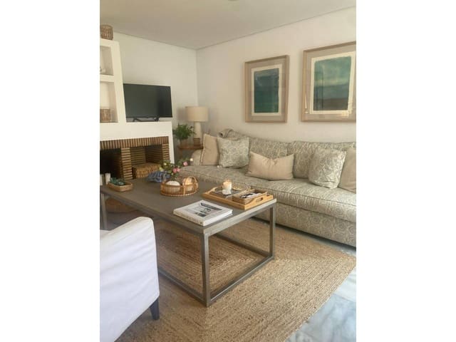 2 quarto Casa em Banda para arrendar em Cancelada, Estepona com piscina garagem - 2 300 € (Ref: 9526163)