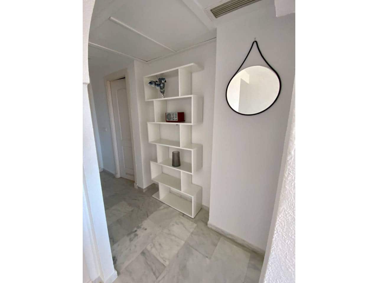 2 Zimmer Wohnung zu vermieten in Marbella mit Pool Garage - 1.650 € (Ref: 9533065)