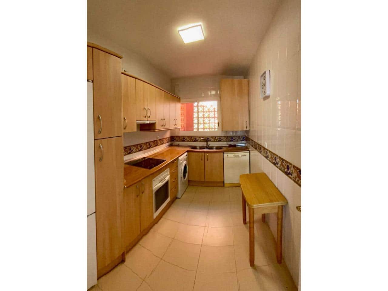 2 Zimmer Wohnung zu vermieten in Marbella mit Pool Garage - 1.650 € (Ref: 9533065)