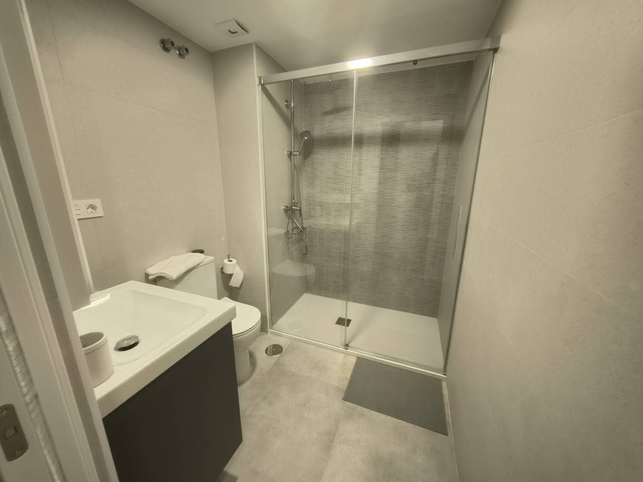 2 makuuhuone Asunto vuokrattavana paikassa Estepona - 1 400 € (Ref: 9533067)