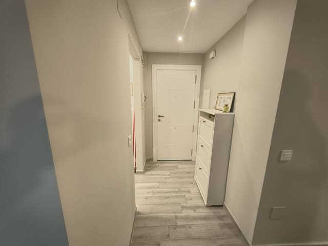 2 makuuhuone Asunto vuokrattavana paikassa Puerto de Estepona, Estepona - 1 400 € (Ref: 9533067)