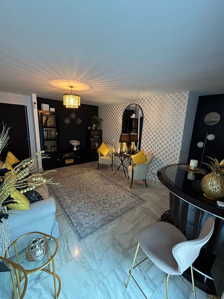 5 sypialnia Dom na sprzedaż w New Golden Mile z basenem garażem - 650 000 € (Ref: 7953267)