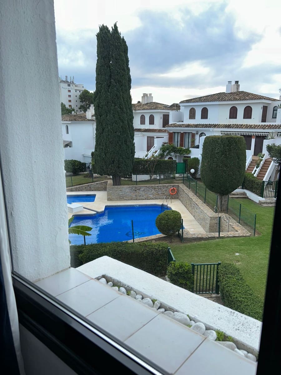 5 sypialnia Dom na sprzedaż w New Golden Mile z basenem garażem - 650 000 € (Ref: 7953267)