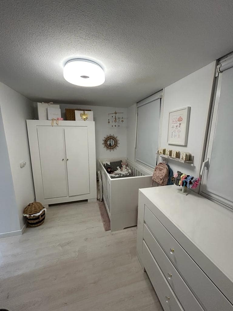 5 sypialnia Dom na sprzedaż w New Golden Mile z basenem garażem - 650 000 € (Ref: 7953267)