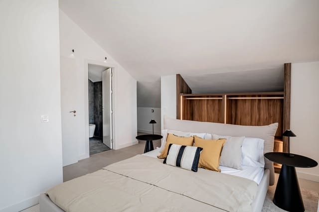 4 slaapkamer Penthouse te koop in Marbella met zwembad garage - € 895.000 (Ref: 7978241)