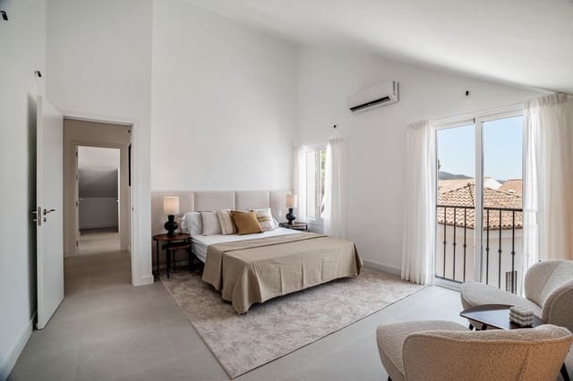 4 slaapkamer Penthouse te koop in Marbella met zwembad garage - € 895.000 (Ref: 7978241)