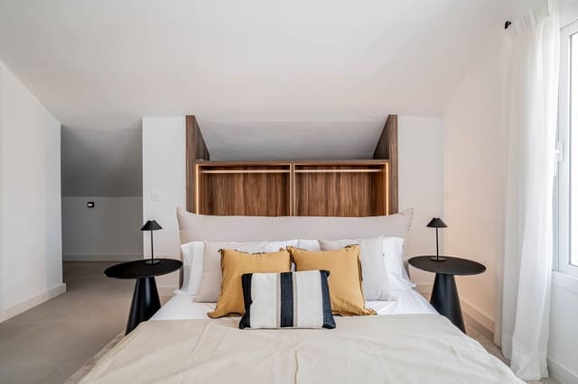 4 slaapkamer Penthouse te koop in Marbella met zwembad garage - € 895.000 (Ref: 7978241)