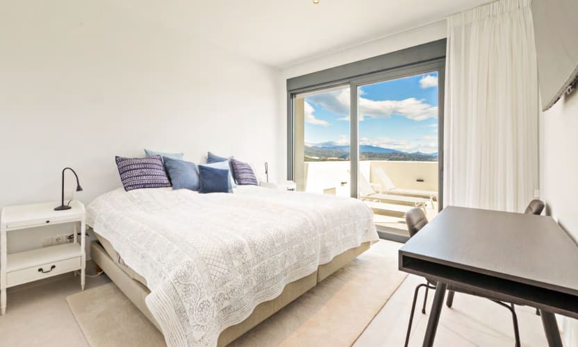 2 soverom Leilighet til salgs i Marbella med svømmebasseng garasje - € 925 000 (Ref: 7979147)