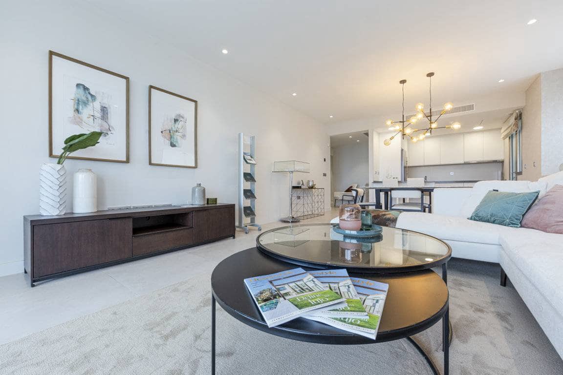 Apartment for sale in Estepona with pool garage - € 464,000 (Ref: 7985560)