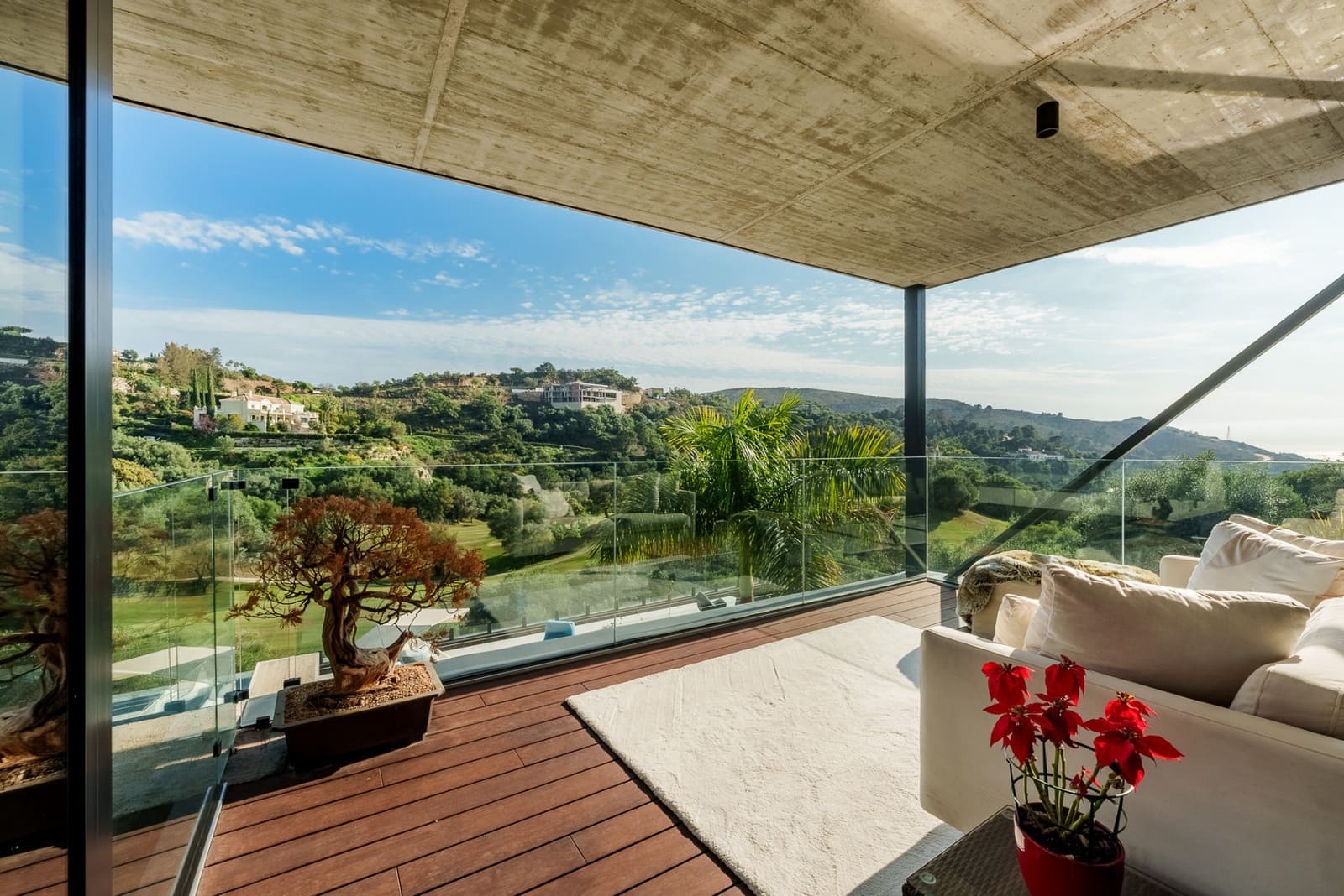 5 bedroom Villa for sale in Marbella with pool garage - € 6,750,000 (Ref: 8885606)