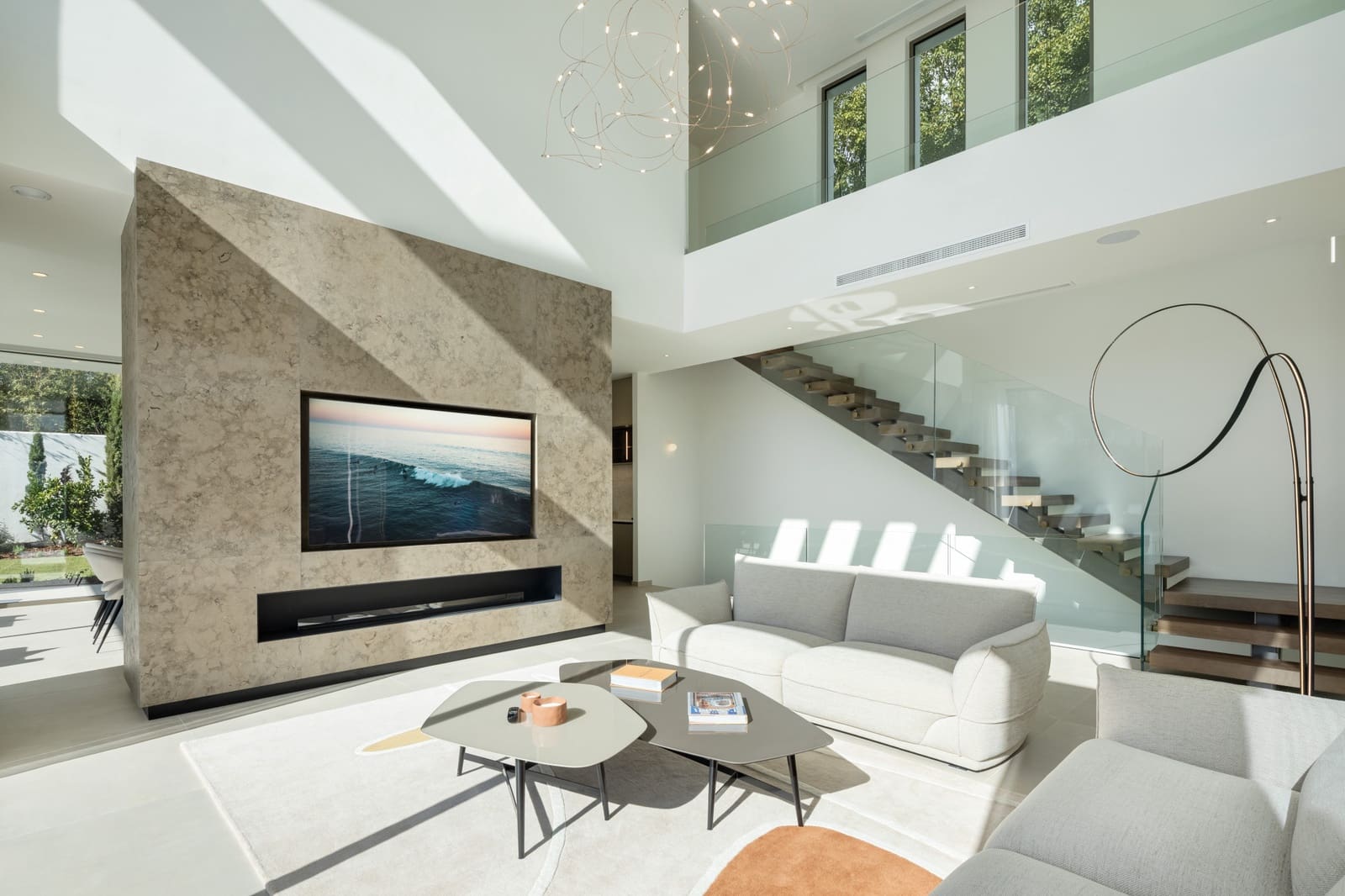 5 bedroom Villa for sale in Marbella with pool - € 5,350,000 (Ref: 8887218)