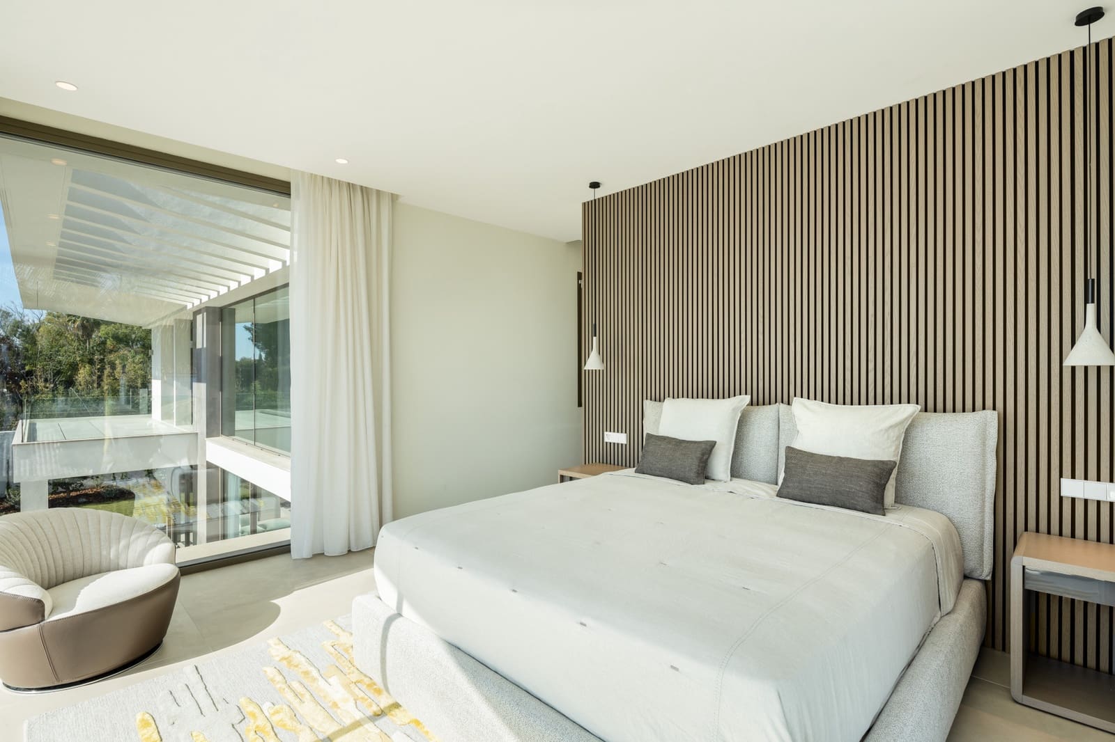 5 bedroom Villa for sale in Marbella with pool - € 5,350,000 (Ref: 8887218)