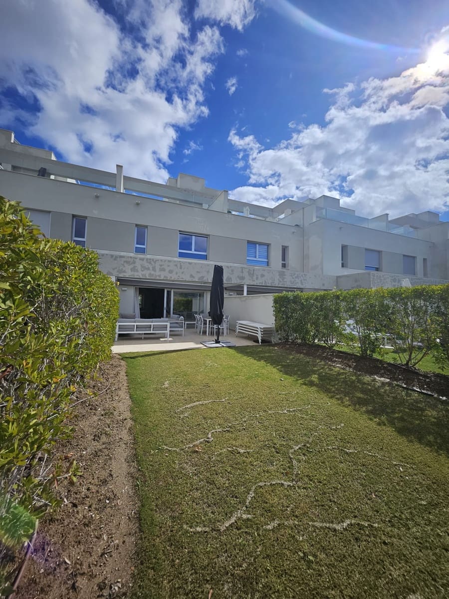 3 chambre Villa/Maison à vendre à La Cala de Mijas avec piscine - 670 000 € (Ref: 8898125)