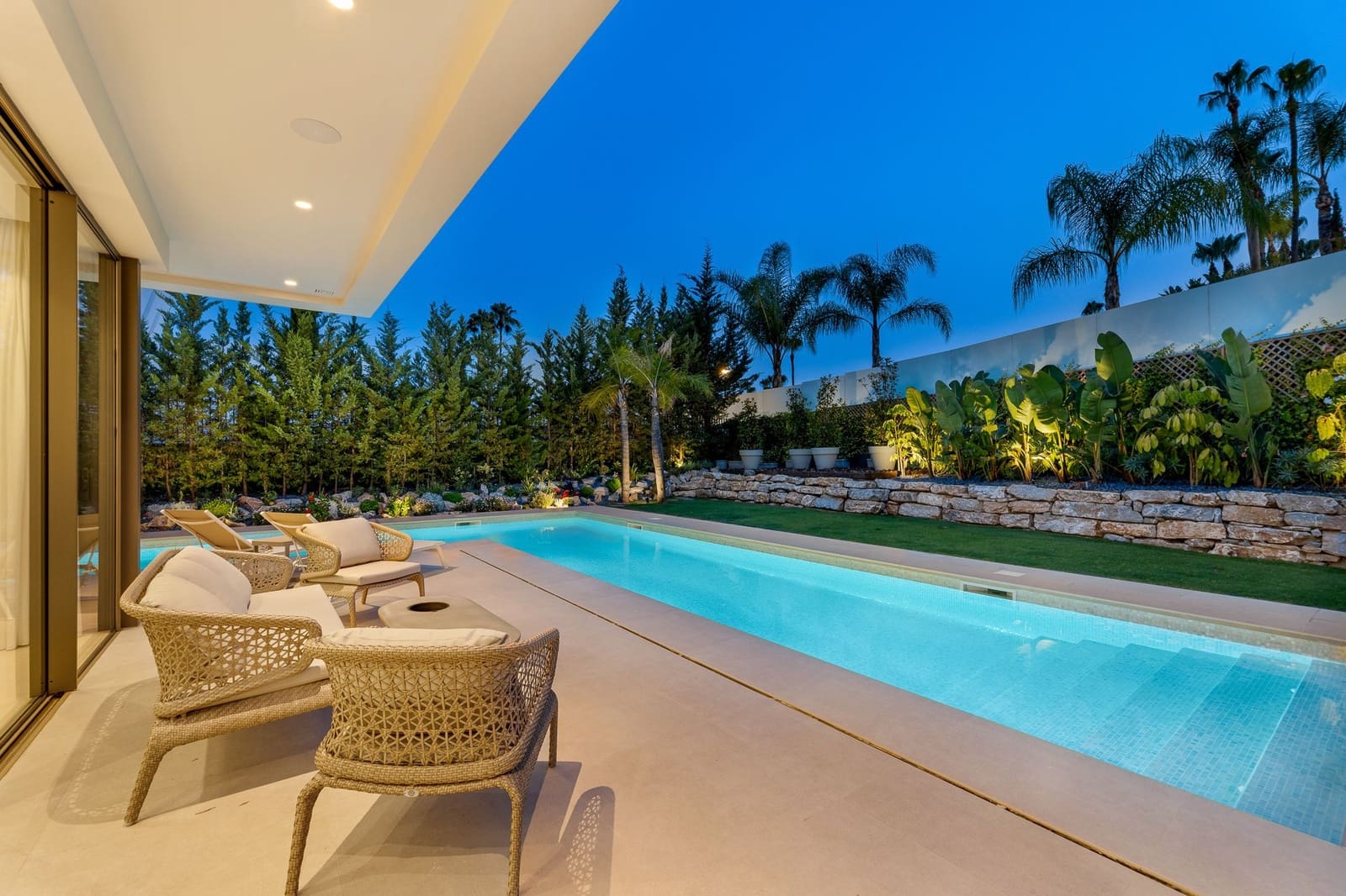 4 soveværelse Villa til salg i La Union med swimmingpool - € 4.495.000 (Ref: 8912386)