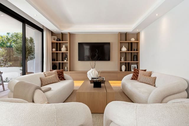 5 camera da letto Villa in vendita in Atalaya de Rio Verde, Marbella con piscina garage - 3.650.000 € (Rif: 8912457)