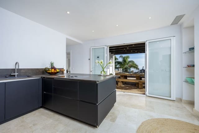 6 Zimmer Villa zu verkaufen in San Román de los Montes mit Pool Garage - 4.000.000 € (Ref: 8912469)