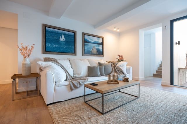 3 Zimmer Villa zu verkaufen in Nueva Andalucia, Marbella mit Pool Garage - 1.595.000 € (Ref: 8923391)