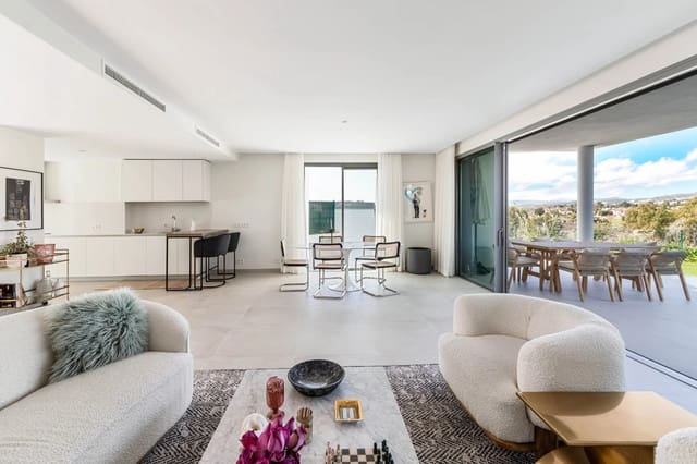 3 chambre Villa/Maison à vendre à Guadalmina, Marbella avec piscine garage - 1 295 000 € (Ref: 8925353)