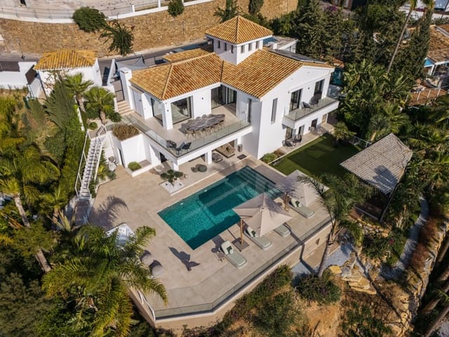 4 Zimmer Villa zu verkaufen in El Rosario, Marbella mit Pool Garage - 3.500.000 € (Ref: 8936305)