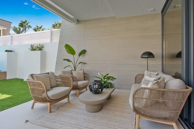 5 quarto Moradia para venda em Marbella com piscina garagem - 2 395 000 € (Ref: 8938375)