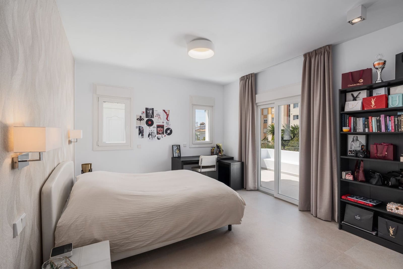 4 soveværelse Villa til salg i Monte Halcones med swimmingpool - € 1.495.000 (Ref: 8939291)