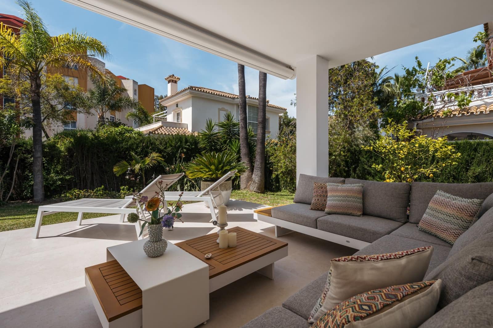 4 soveværelse Villa til salg i Monte Halcones med swimmingpool - € 1.495.000 (Ref: 8939291)