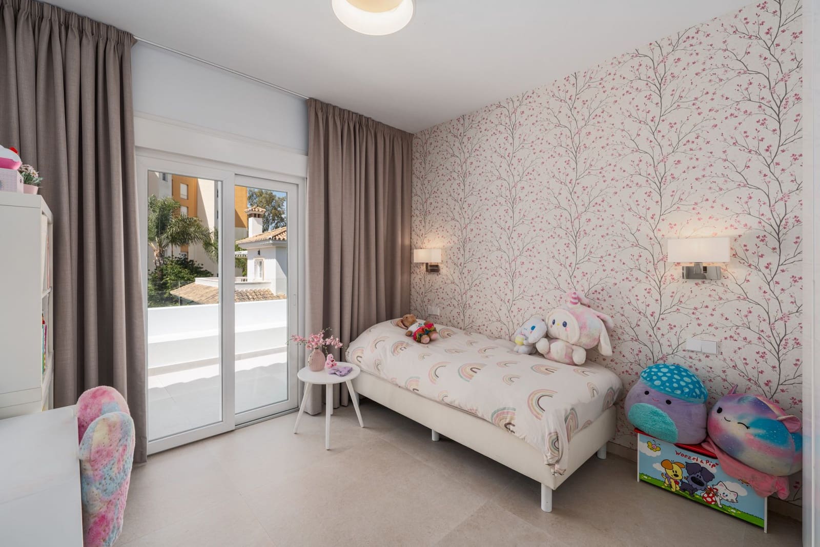 4 soveværelse Villa til salg i Monte Halcones med swimmingpool - € 1.495.000 (Ref: 8939291)