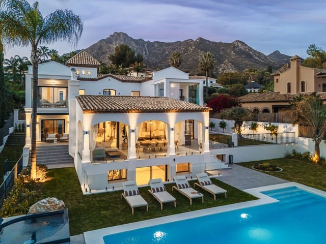 5 sypialnia Willa na sprzedaż w Marbella z basenem garażem - 7 550 000 € (Ref: 8941005)
